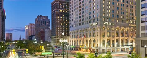 THE 10 CLOSEST Hotels to Detroit Downtown .